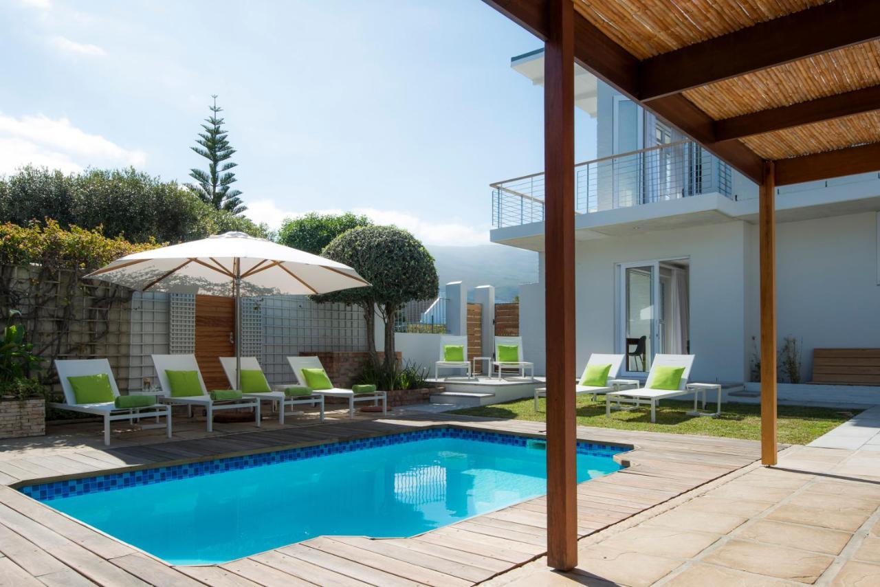 Bamboo Guest House Hermanus Exterior photo